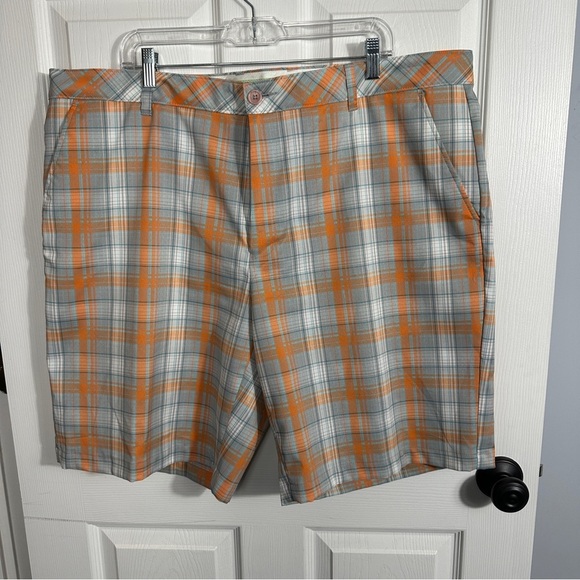 Shark Greg Norman for Tasso Elba shorts, size 42 slim fit. Spring, golf, summer - Picture 1 of 7
